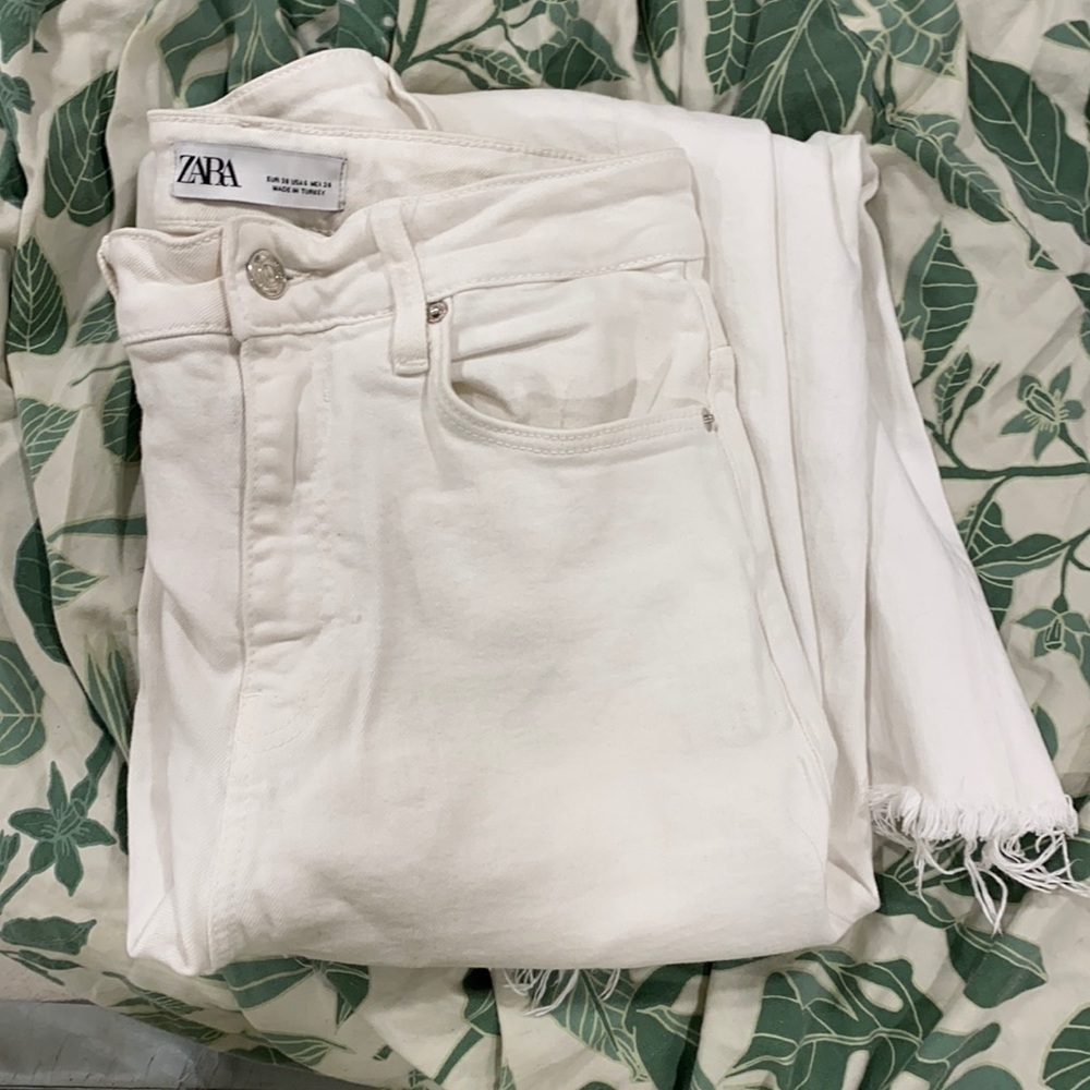 Zara White Wide Legs Jeans